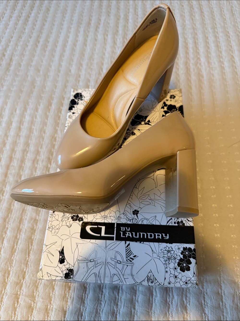 CL by Laundry Women's Taupe Patent Block Heel Pumps 6